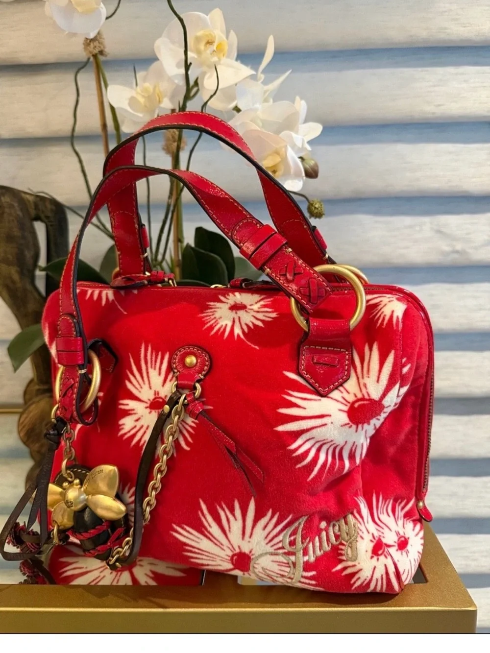 Vintage Juicy Couture Red Daisy Velvet Top-Handle Bag amazing Bee Hardware